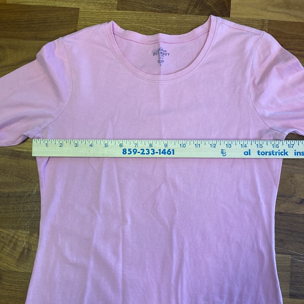 Old Navy size small pink long sleeve top - Picture 3 of 5